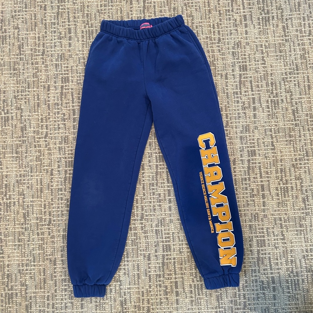 Blue sweatpants from edikted